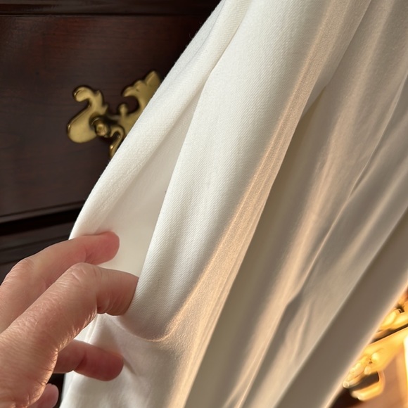 Cutest jumpsuit ever by Kendall and Kylie - Picture 10 of 10